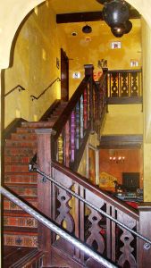 Custom stairwell banister and rail