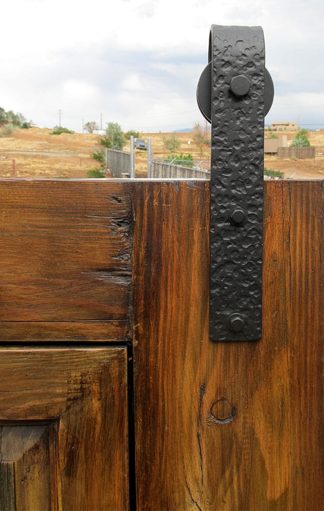 textured finish slider hardware