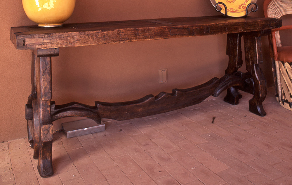 1673LPO-Table-crop-2.jpg