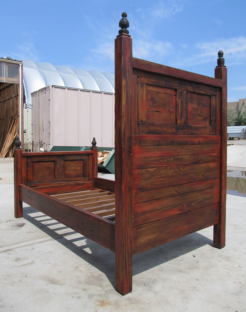 9962-01-Bed-2of2-2-Angle-3.jpg four post bed