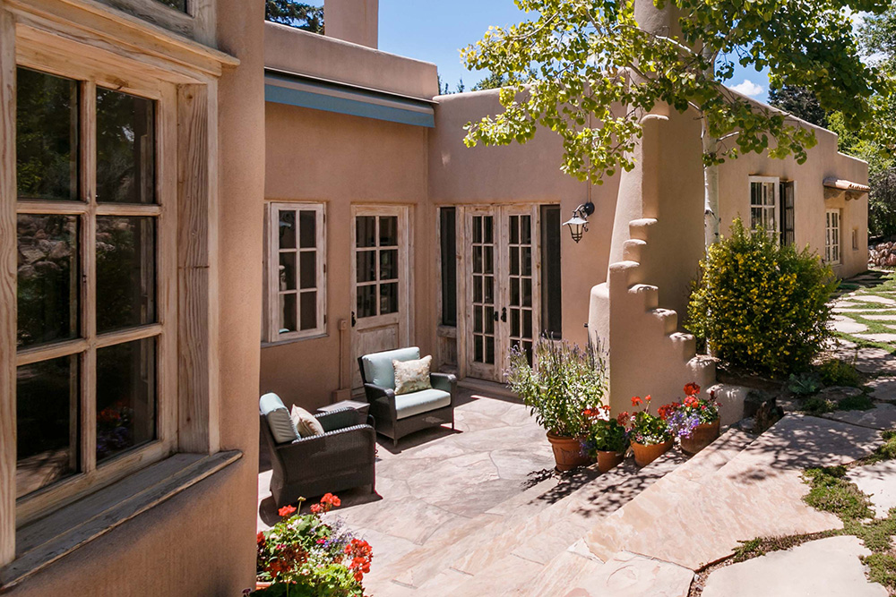 1035Q-Doors-1.jpg