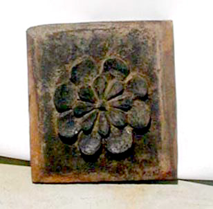 1036A_CARVED-FLOWER.jpg