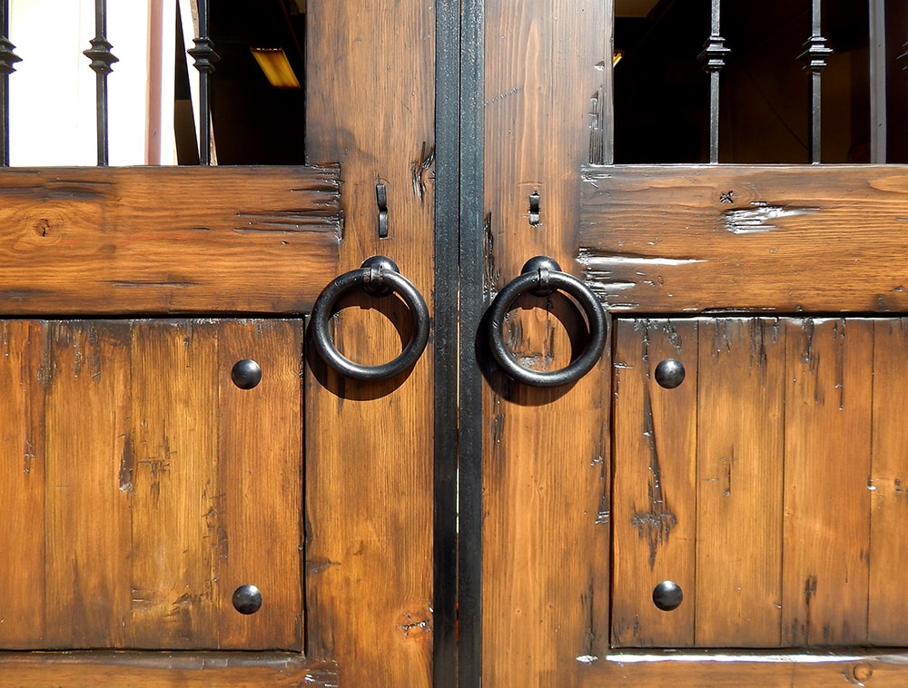 10517-01-D-Gates-DET-adj.jpg