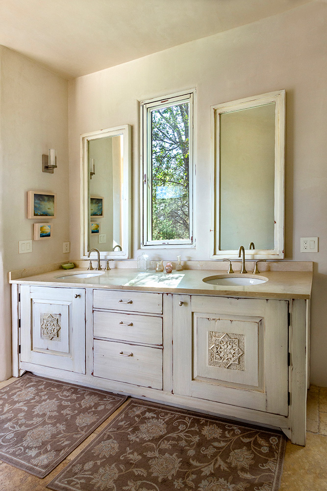 10680-03-MBA-Vanity-2
