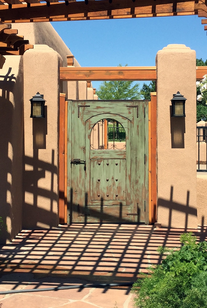 Pool gate