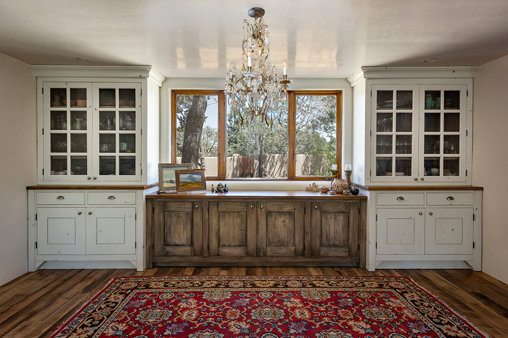 10906-01-Dining-Room-Cabinets-1.jpg