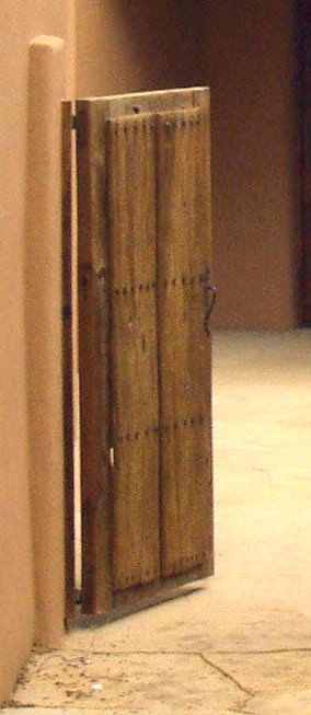 1685LPO-Santa-Fe-Gate-tight-crop.jpg