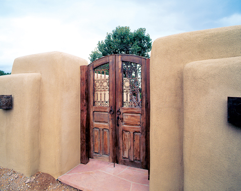 6067A-Gate-Front.jpg