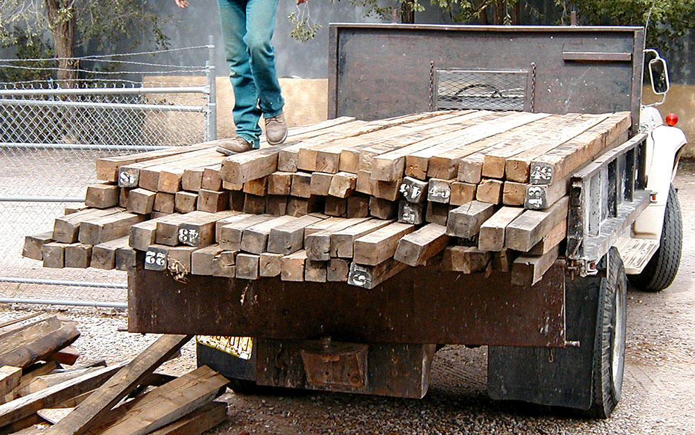 7142P-Beams-set100-on-truck.jpg