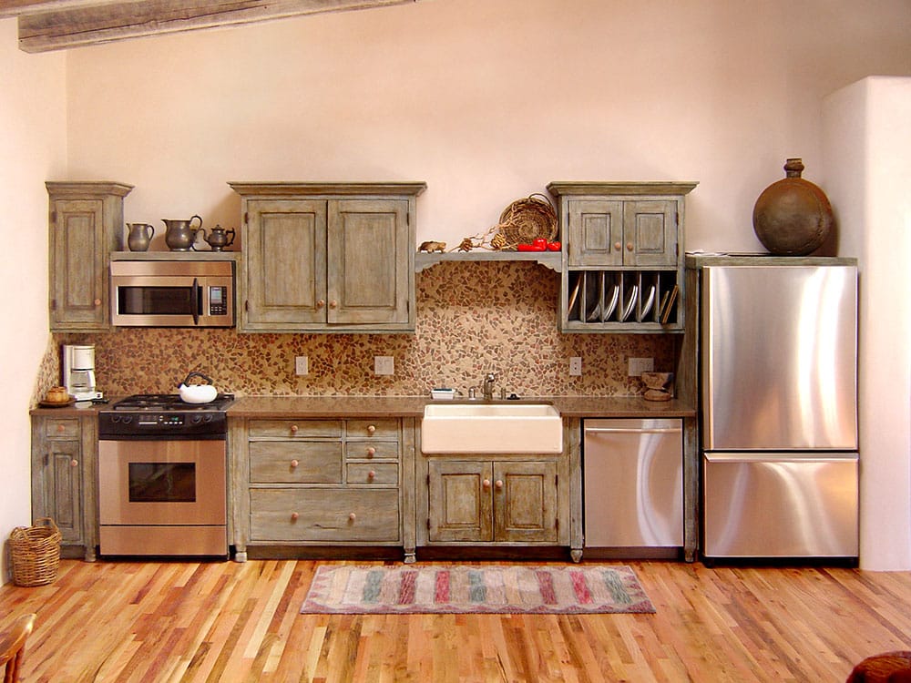 7142Q-Guesthouse-Kitchen.jpg