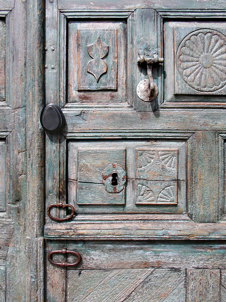 7681A-Door-w-Hdw-DET3.jpg