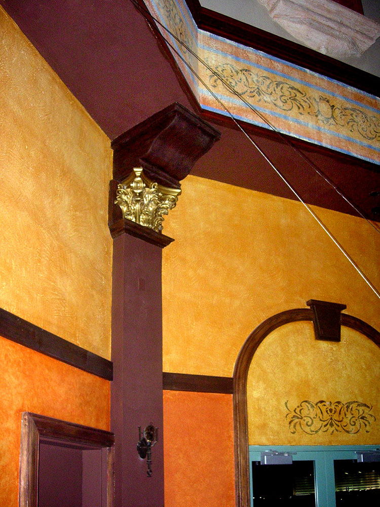 7900N-Capitals-set29-install corbels with golden capitals