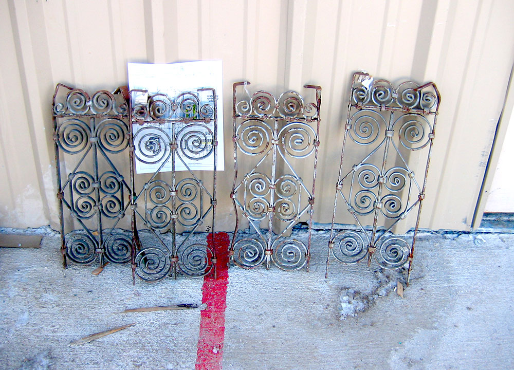 8299B-Grills-ui12000511.jpg