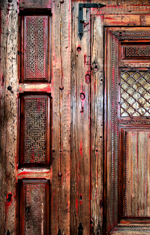 8700-01-Door-Detail-Carving.jpg