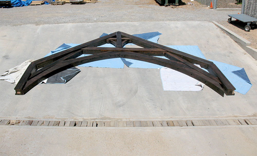 8820-20-Truss-assembled-on-dock.jpg