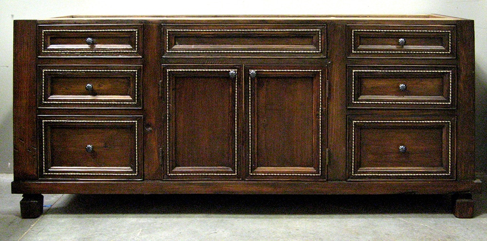 8951-03-Vanity-Hdw-Front.jpg