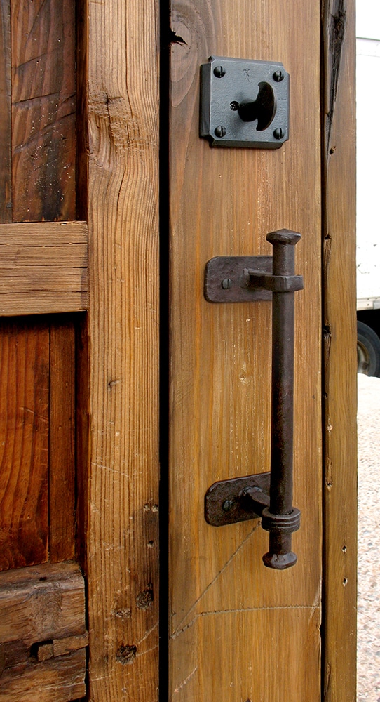 9157-06-Door-Hdw-DET1.jpg