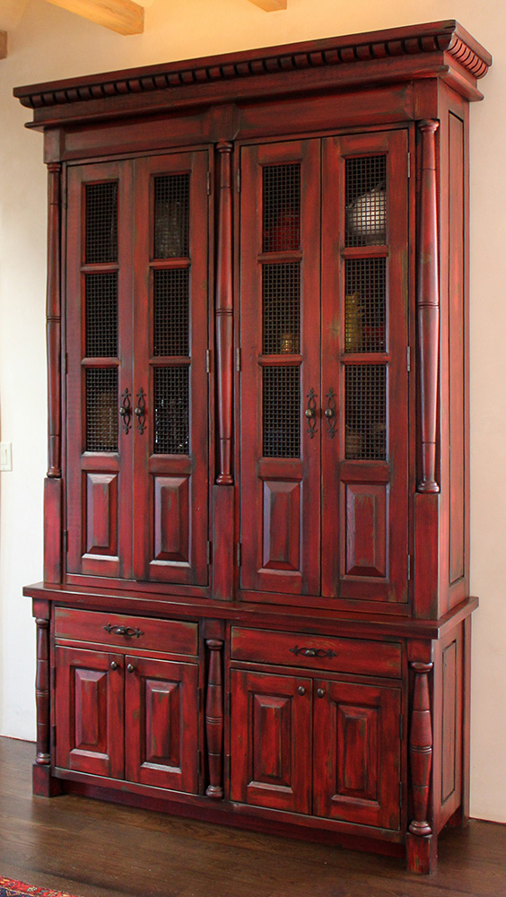 9496-05-Hutch-crop.jpg