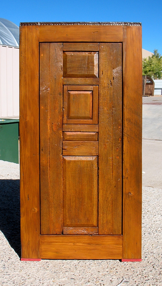 9555-01-Gate-Front.jpg