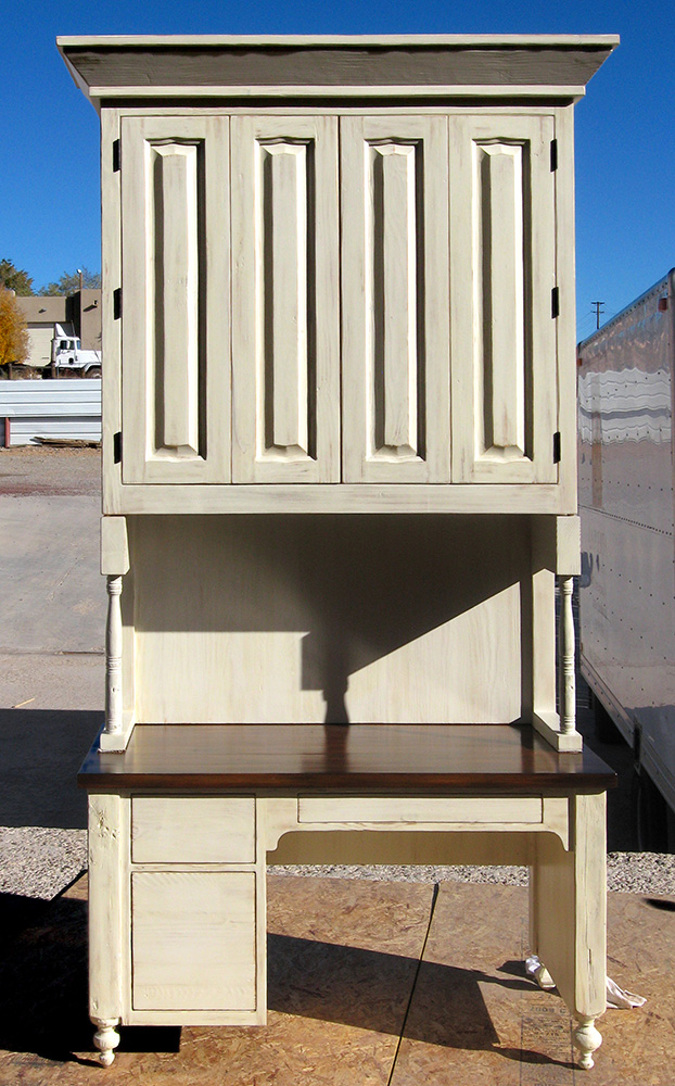 9556-10-Desk-Front-2.jpg