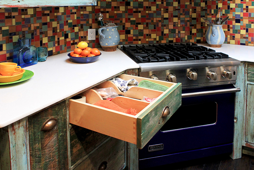 9945-Stove-Wall-Det2.jpg