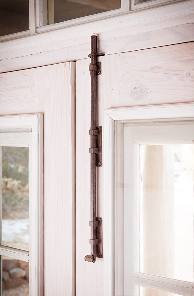 Front_Door_Latch.jpg
